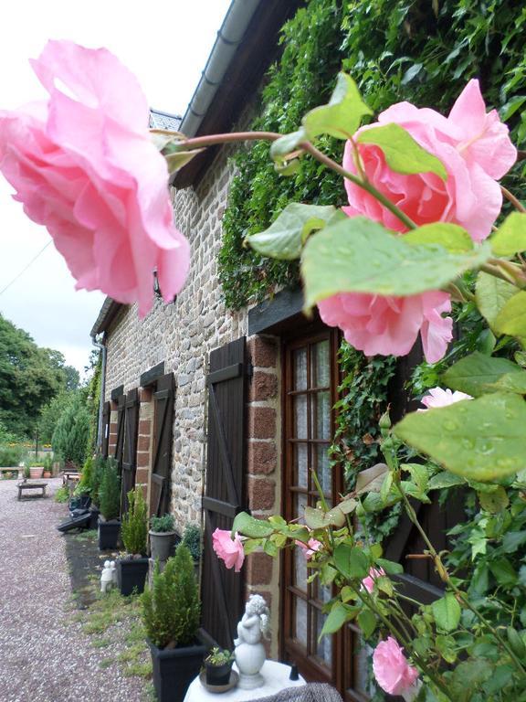 La Chevallerie B&B Isigny-le-Buat Eksteriør billede